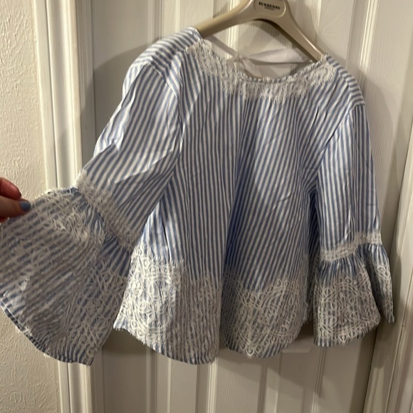 ZARA WOMAN BLOUSE SIZE LARGE - Picture 3 of 5